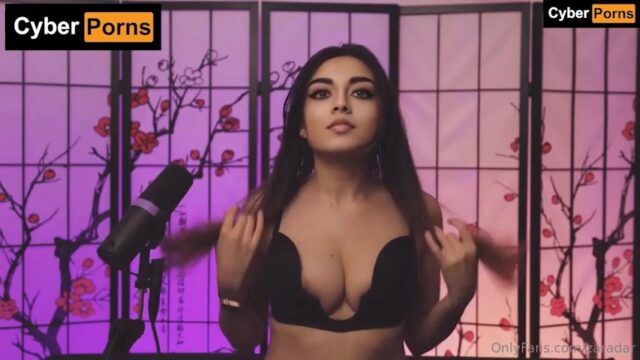 Zara Dar / Zaradar Onlyfans undress shows off her big boobs!!!